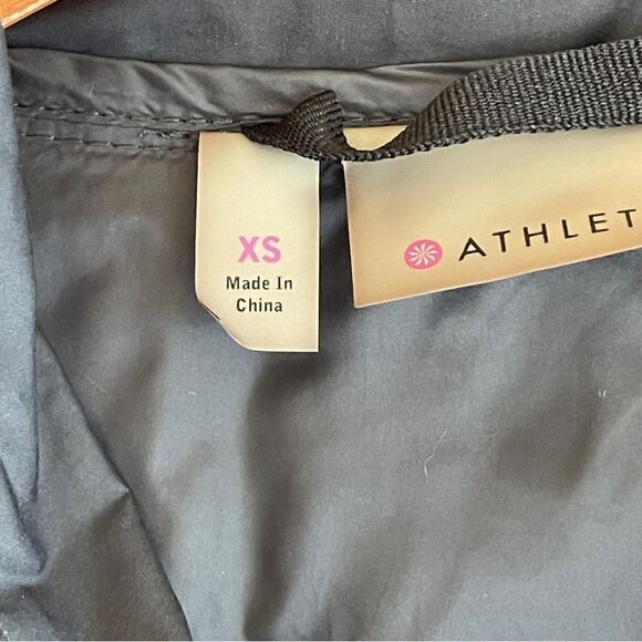 Athleta So Down Jacket - Picture 6 of 9